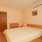 Apartamento Crown Club Sveti Vlas