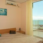 Crown Club Sveti Vlas