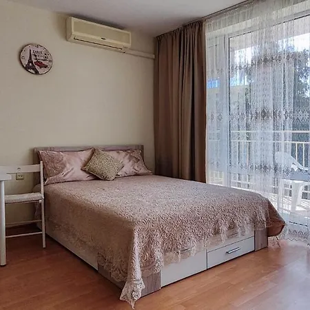 Apartment Crown Club *