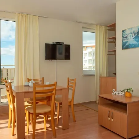 Crown Club Sveti Vlas