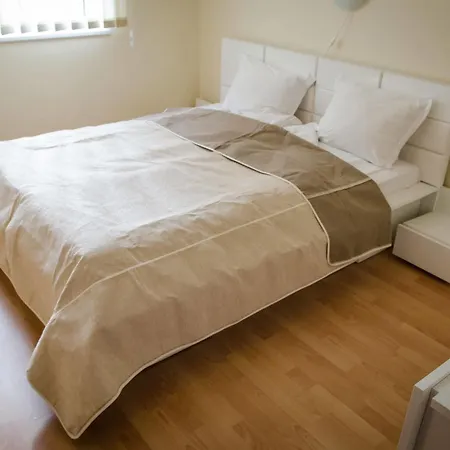 Crown Club Apartment Sveti Vlas