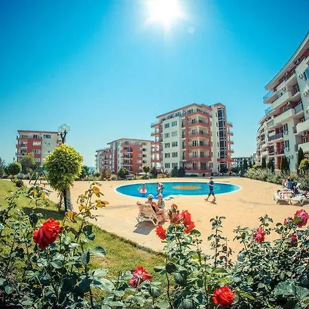 Апартаменты Crown And Imperial