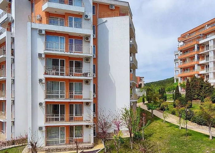 Crown Club 圣弗拉斯