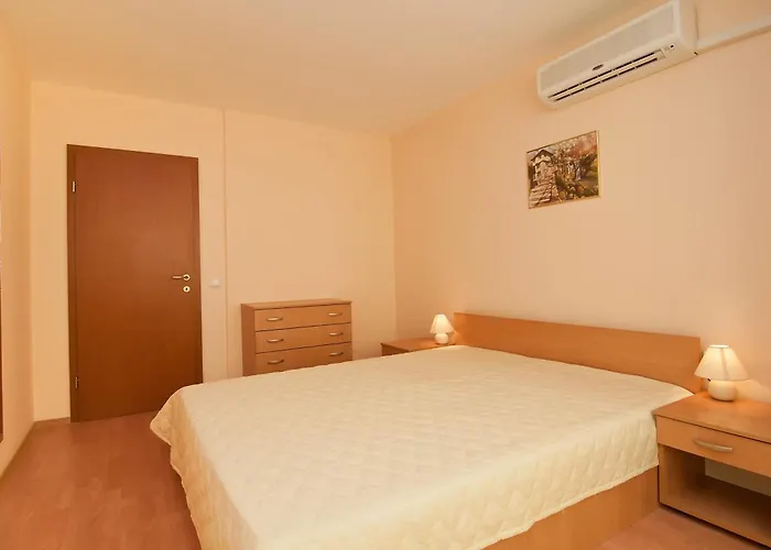 公寓 Crown Club 圣弗拉斯