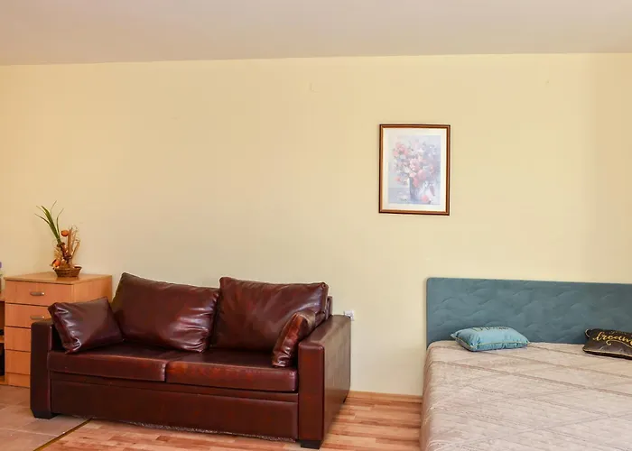 Crown Club Apartamento *