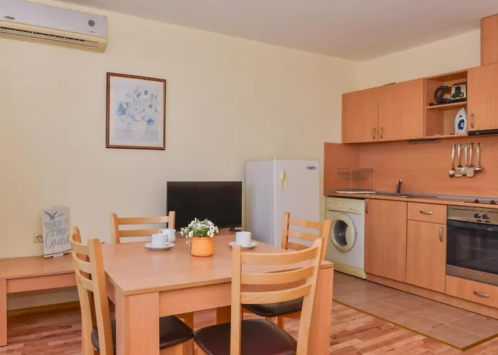 Crown Club Apartamento Sveti Vlas