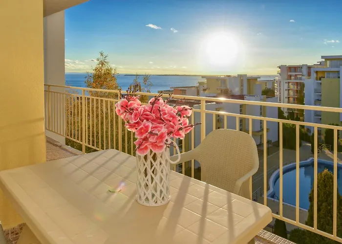 Crown Club * 圣弗拉斯