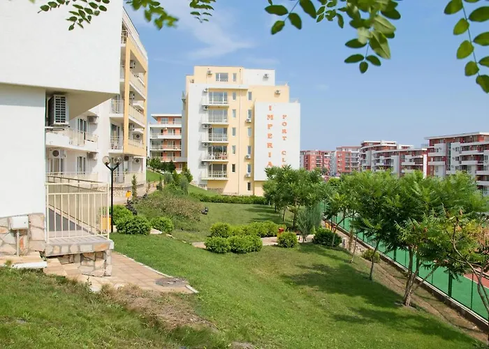 Crown Club 公寓 圣弗拉斯