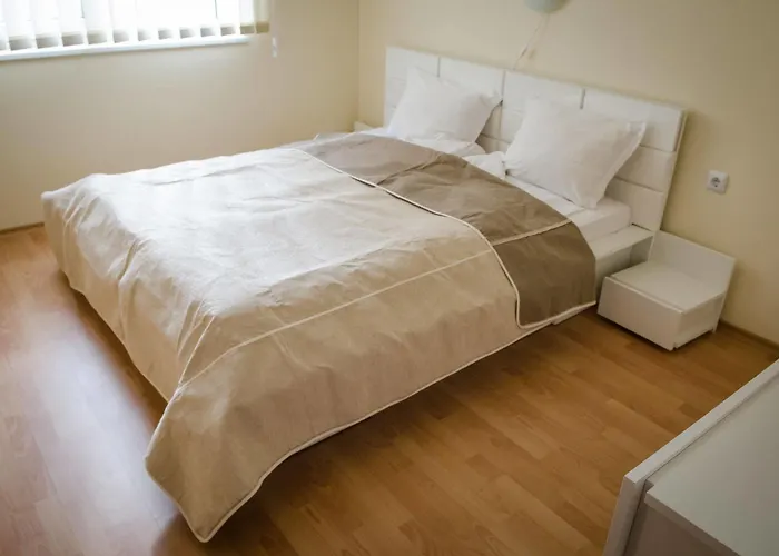 Crown Club 公寓 圣弗拉斯