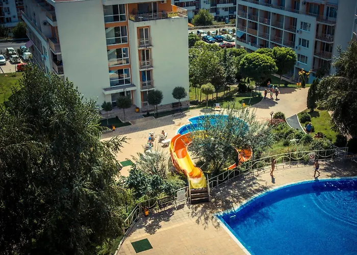 Crown Club 圣弗拉斯