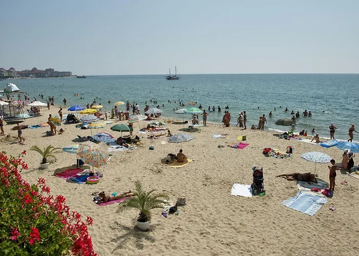 Crown Club 圣弗拉斯